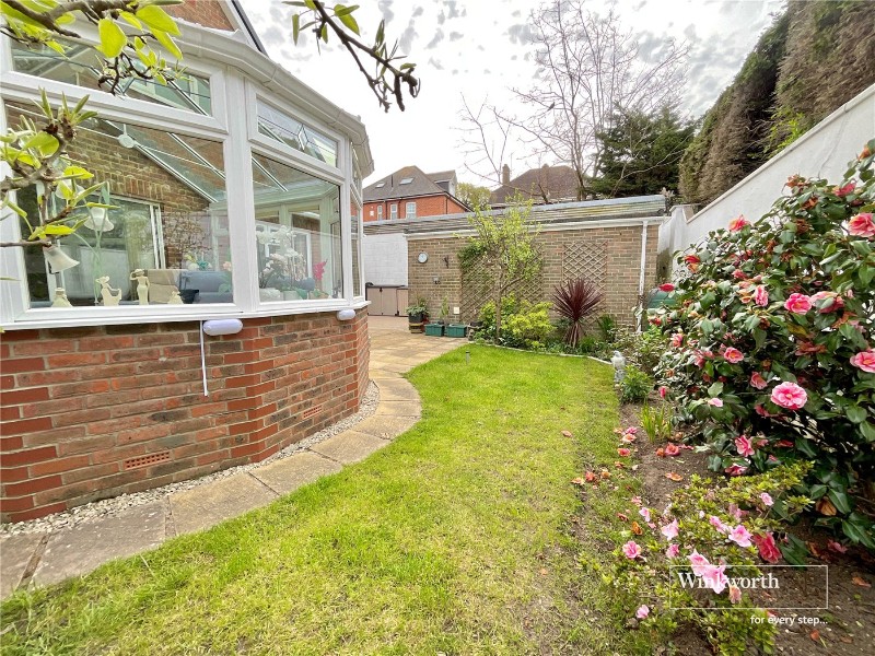 Chewton Common Road, Highcliffe, Christchurch, Dorset, BH23