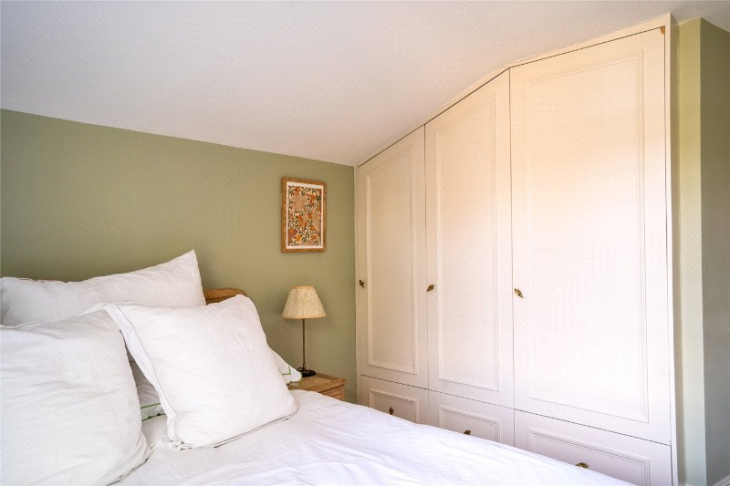 Solon Road, London, SW2