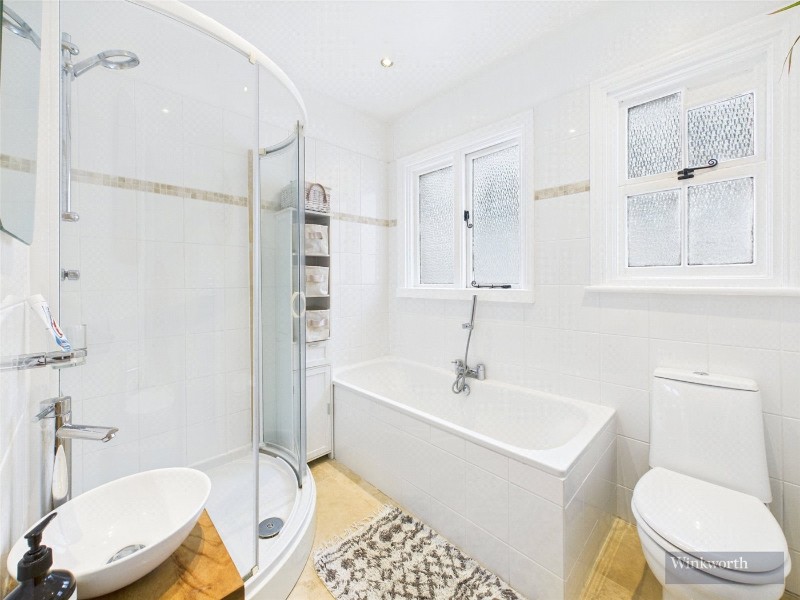Guilford Avenue, Surbiton, KT5