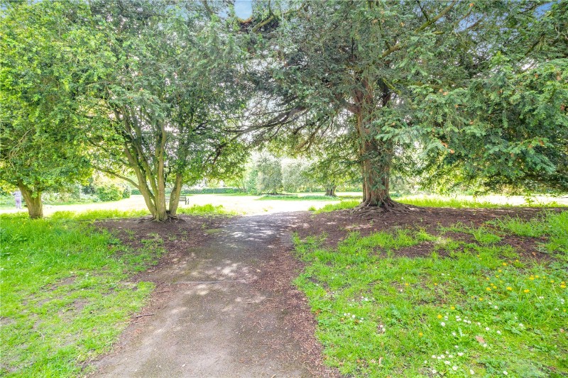 Wellington Square, Cheltenham, Gloucestershire, GL50