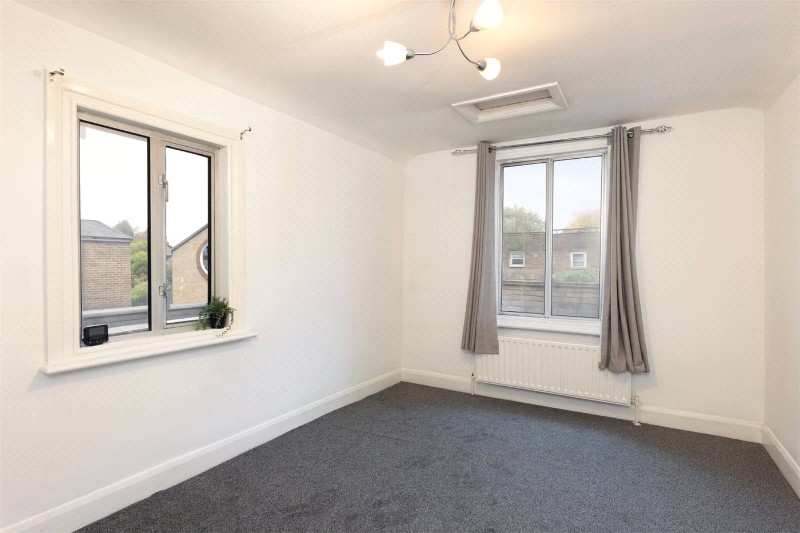 Balvernie Grove, London, SW18