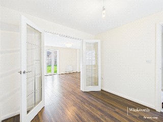 Roe Gardens, Three Mile Cross, Reading, RG7