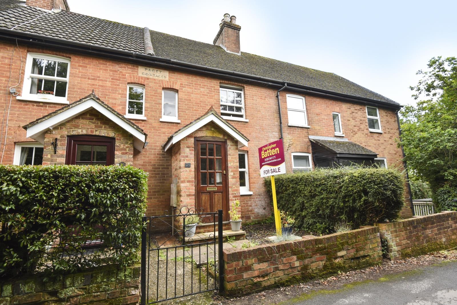 2 bedroom property for sale in Kyrchil Lane, Colehill, Wimborne, Dorset
