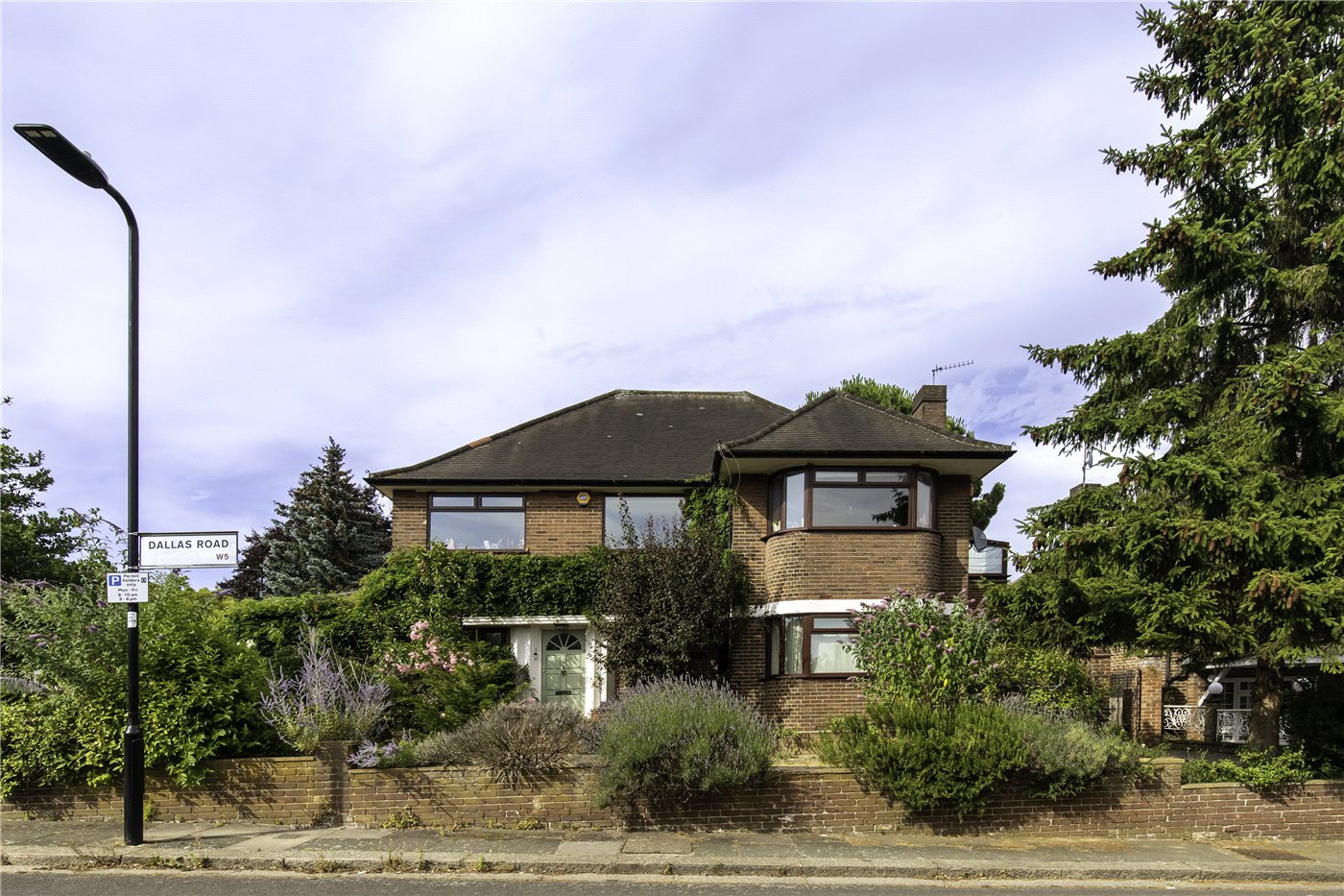Dallas Road, London, United Kingdom, W5