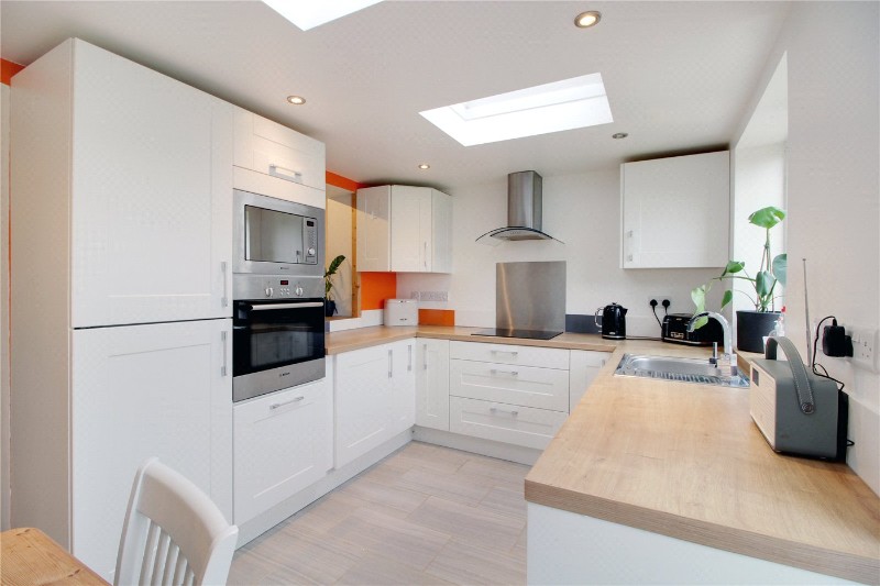 Bramerton Lodge, East Hill Lane, Bramerton, Norwich, NR14
