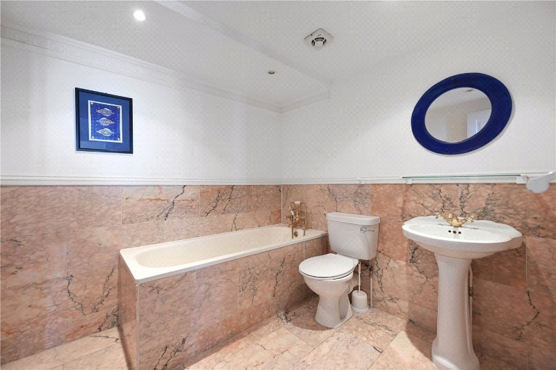 Henrietta Street, London, WC2E