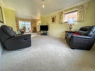 Wayside Close, Milford on Sea, Lymington, Hampshire, SO41