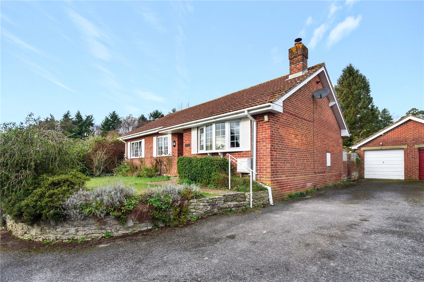 3 bedroom property for sale in Highlands Way, Whiteparish, Salisbury