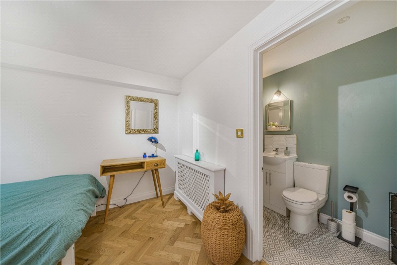 Russia Dock Road, London, SE16