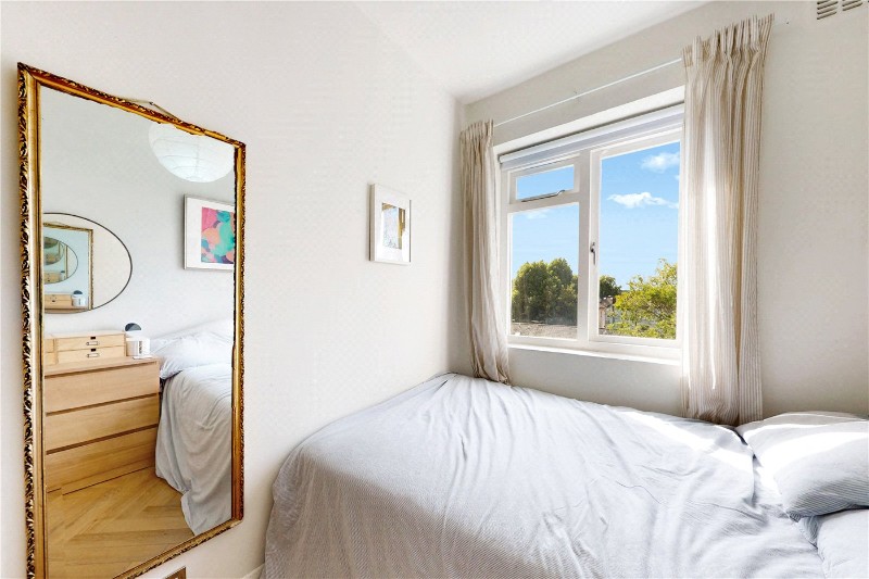 Cliff Road, London, NW1