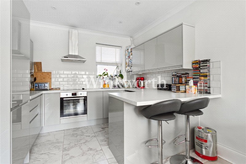 Lightcliffe Road, London, N13