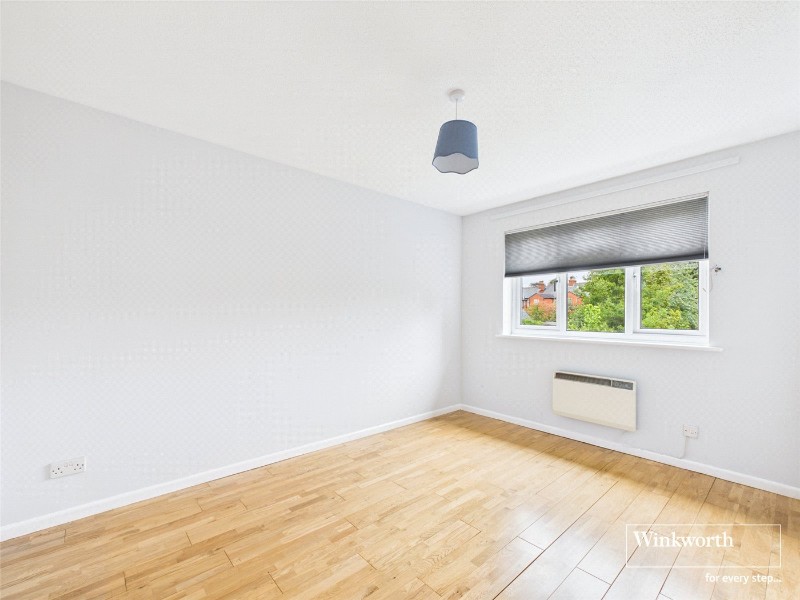 Lipscombe Close, Newbury, Berkshire, RG14