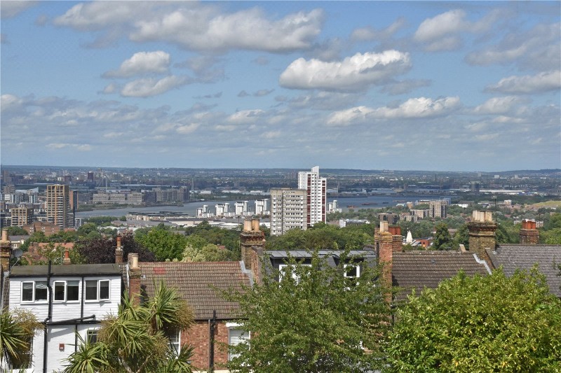 Brinklow Crescent, Shooters Hill, London, SE18