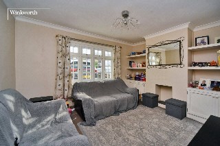 Clarkes Avenue, Worcester Park, KT4