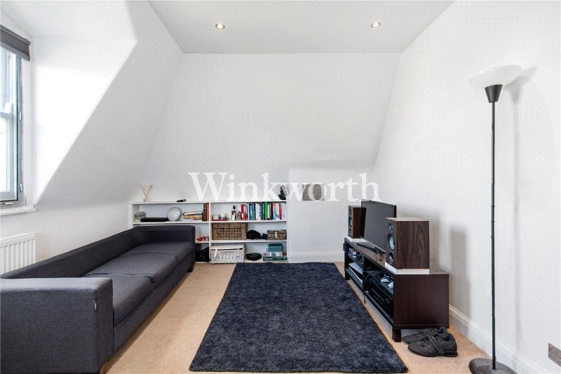 Queens Drive, London, N4