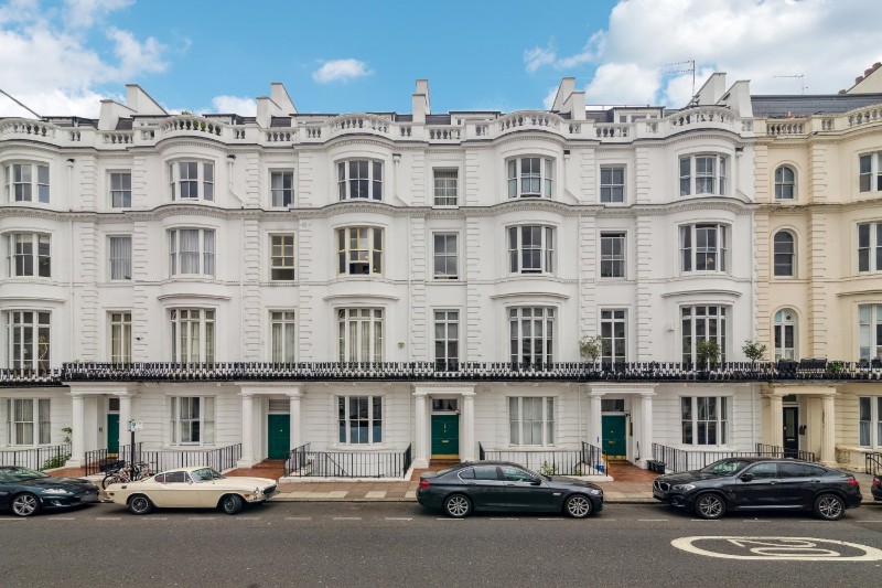 Gloucester Terrace, Bayswater, W2