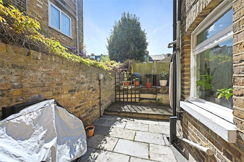 Ellerslie Road, London, W12