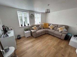 Warwick Close, Bourne, Lincolnshire, PE10
