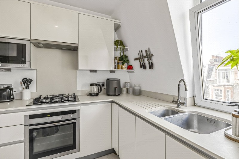 Crookham Road, London, SW6