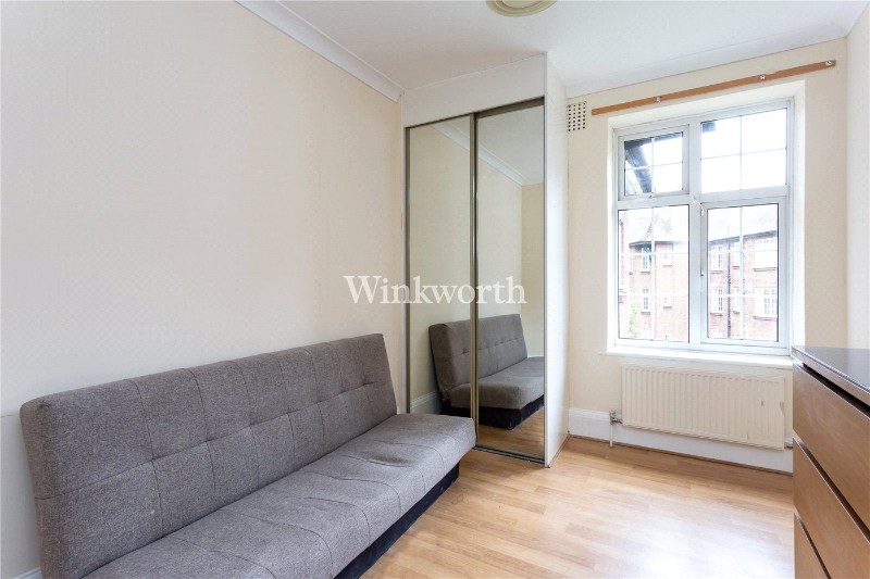 Finchley Road, London, NW2