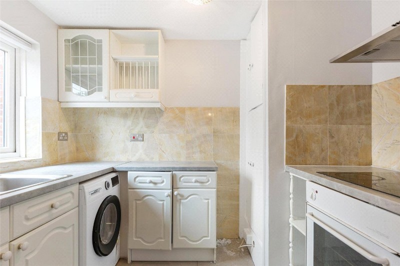 Leigh Court, 30 High View Road, London, SE19