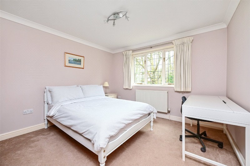 Matthews Chase, Binfield, Bracknell, Berkshire, RG42
