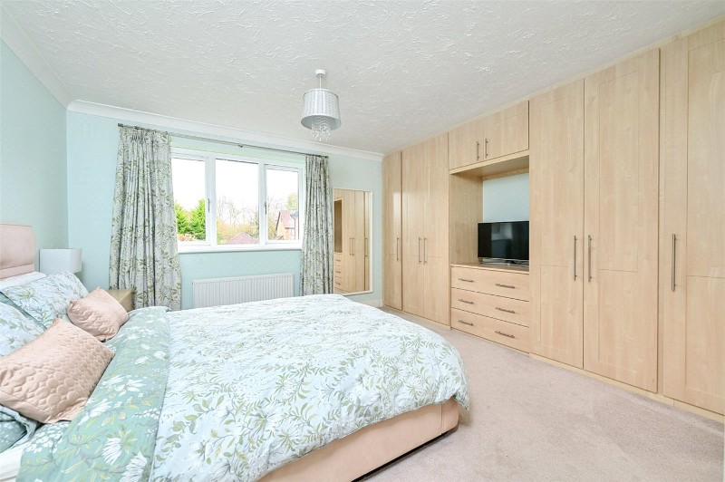 Matthews Chase, Binfield, Bracknell, Berkshire, RG42