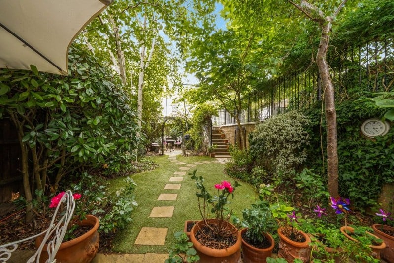 Torriano Avenue, London, NW5