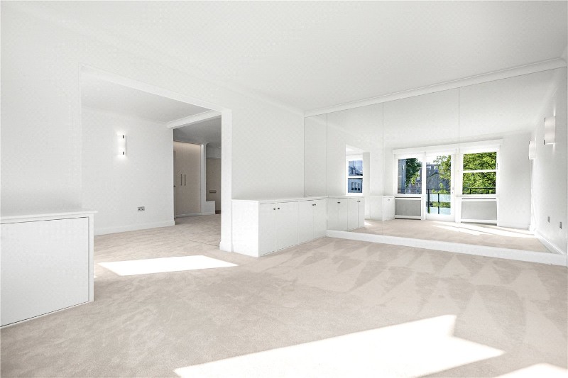 Ennismore Gardens, London, SW7