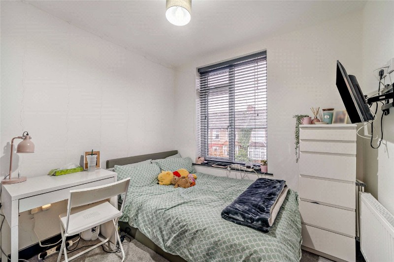 Fifth Avenue, Bristol, BS7