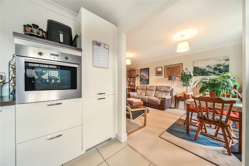 Jago Court, Newbury, RG14