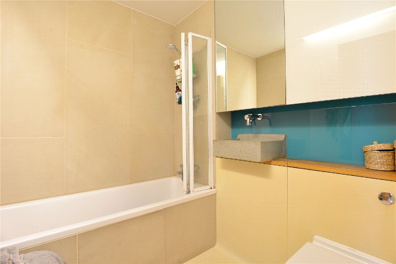 Dog Kennel Hill, East Dulwich, London, SE22