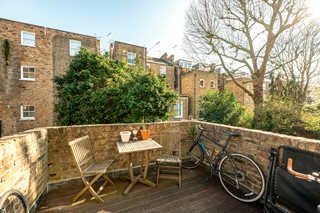 Chesterton Road, London, W10