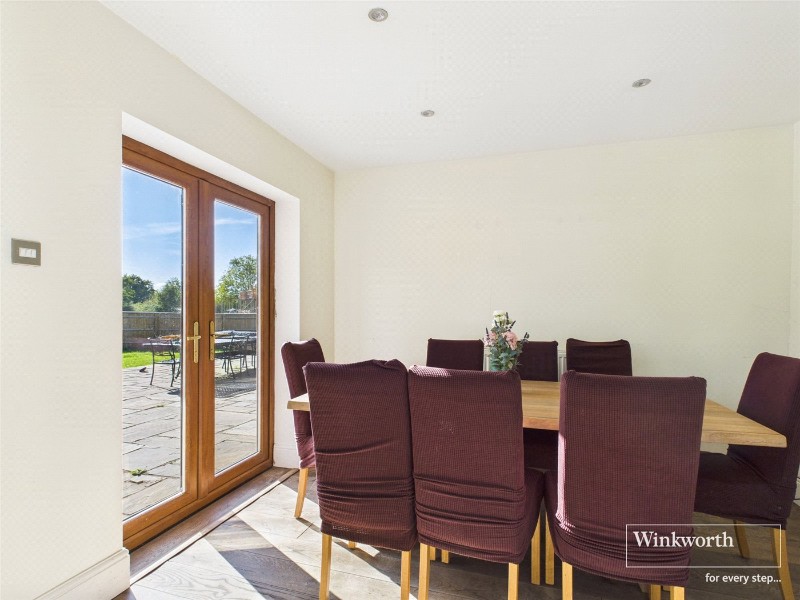 St. Annes Drive, Wokingham, Berkshire, RG40