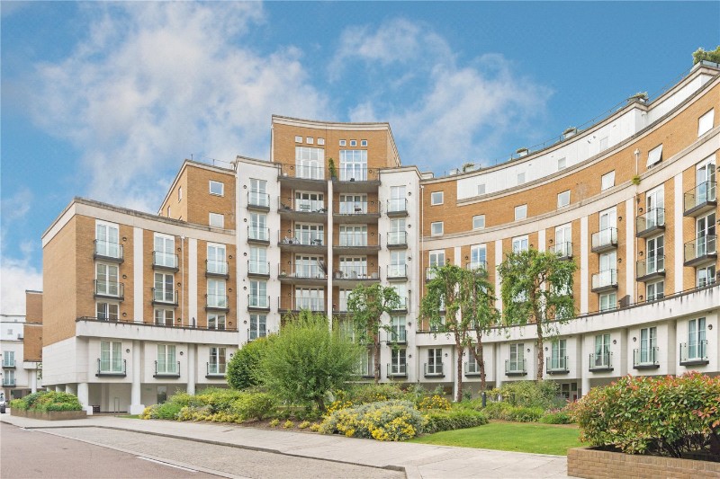 Annes Court, Palgrave Gardens, Regent&#39;s Park, London, NW1