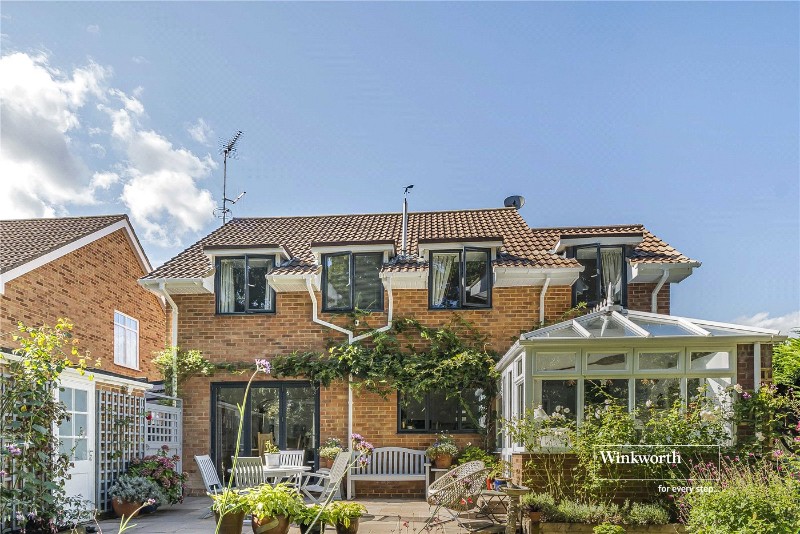 Bute Drive, Highcliffe, Christchurch, BH23