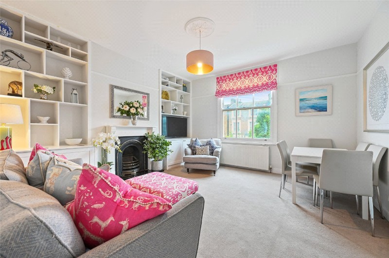 St Stephens Avenue, London, W12