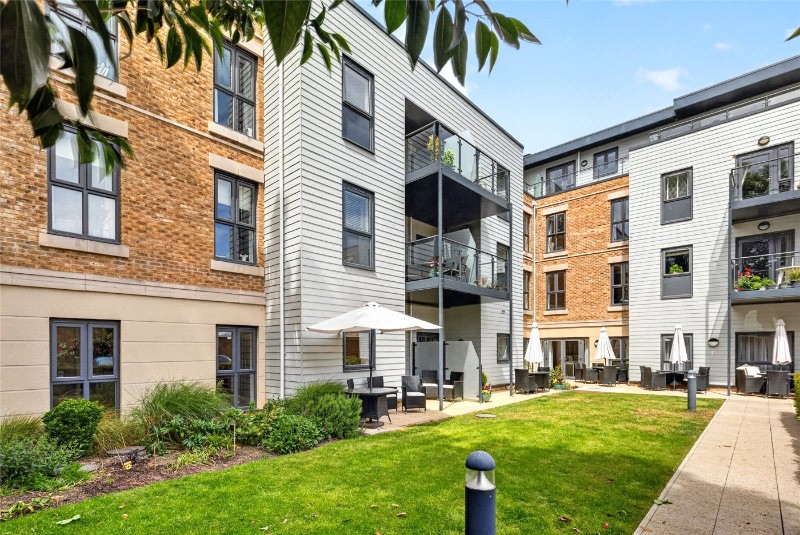 Queens Road, Weybridge, Surrey, KT13