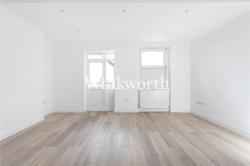 Aldermans Hill, London, N13
