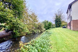 Groves Close, Bourne End, SL8
