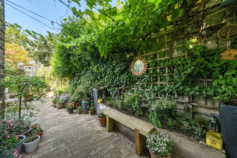 Blythe Vale, London, SE6