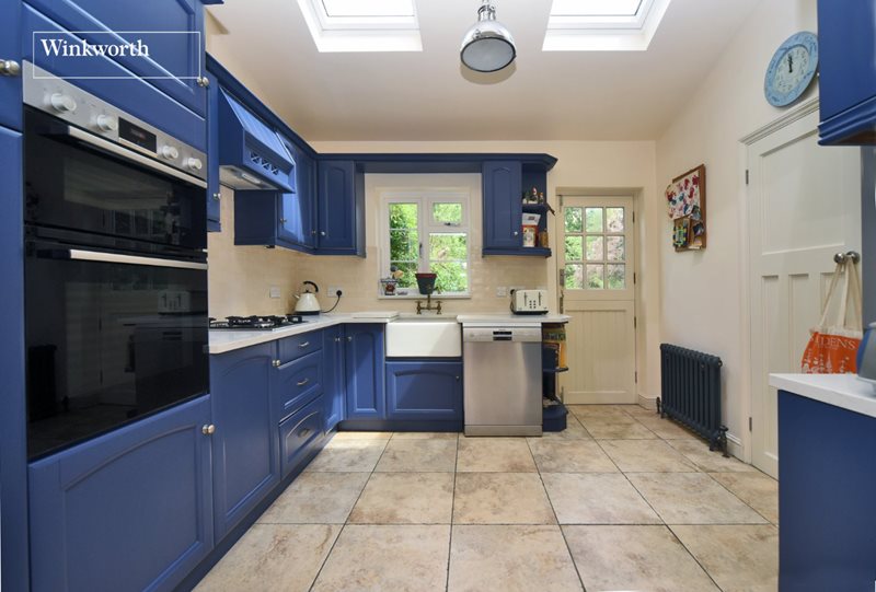 Kingshill Avenue, Worcester Park, KT4