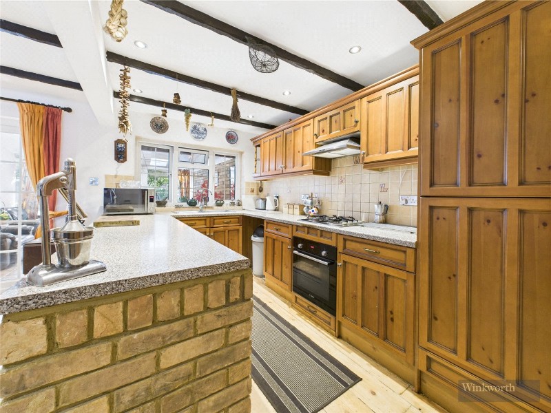 Bourneside Road, Addlestone, Surrey, KT15