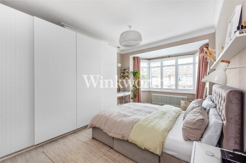 Hamilton Crescent, London, N13