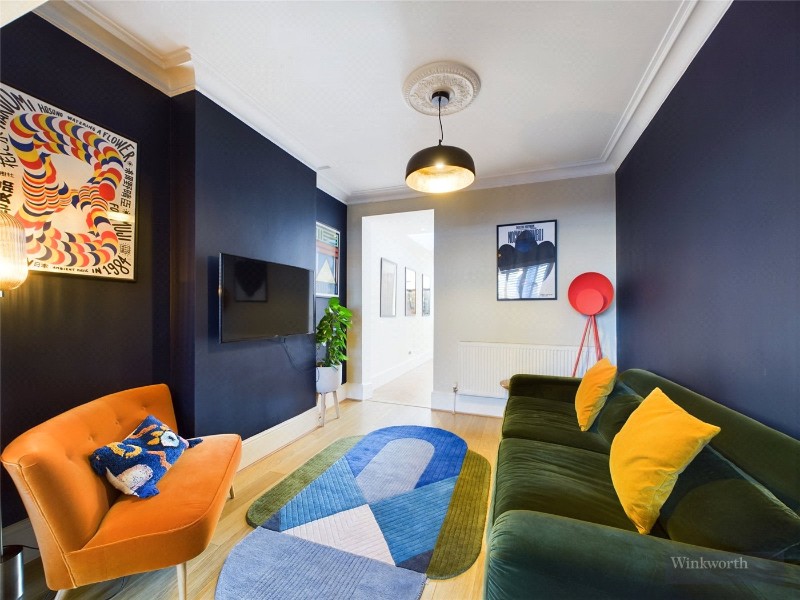 Hook Road, Chessington, KT9