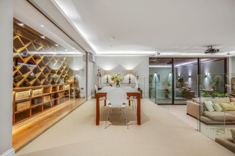 Castelnau, Barnes, London, SW13