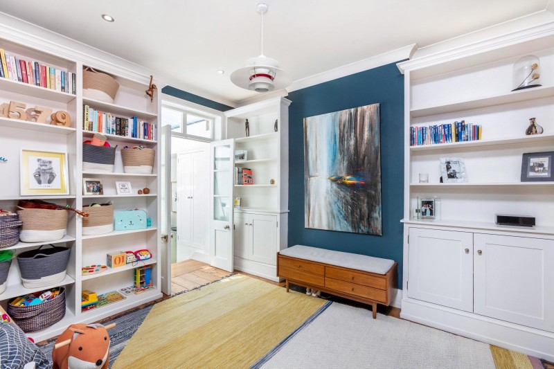 Cleveland Gardens, Barnes, London, SW13