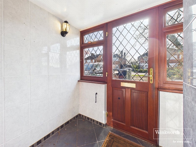 Wolmer Gardens, Edgware, HA8