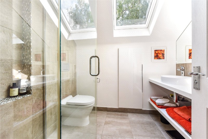 Selborne Close, Petersfield, Hampshire, GU32