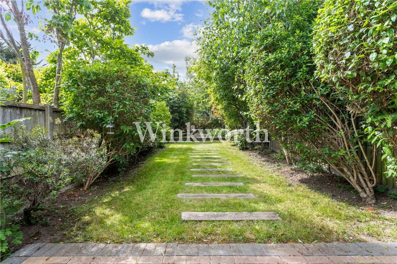 Meadowcroft Road, London, N13